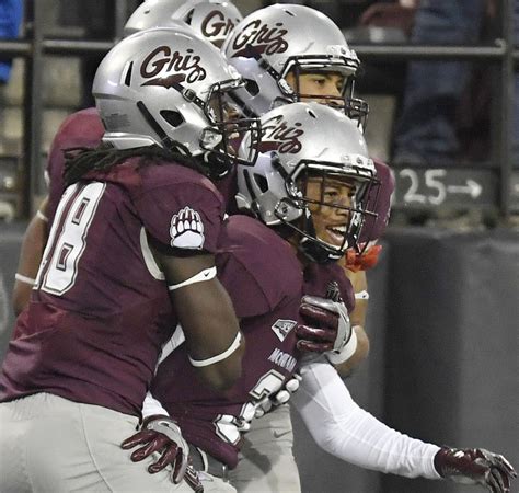 U of montana football - eGriz.com is the ultimate fan site for Griz Football, where you can find forums, schedule, scores, roster, news and more. Join the community of loyal supporters and share your passion for the Grizzlies. Go Griz! 